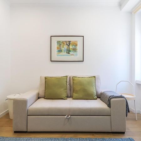 Vita Portucale ! Stylish Apartment Campo Ourique Lisbon Exterior photo